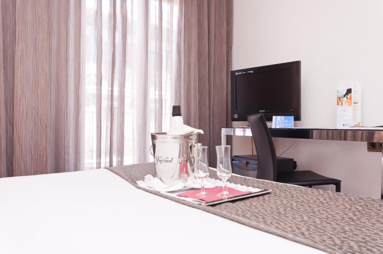 Apartamentos Leganitos Мадрид Екстериор снимка