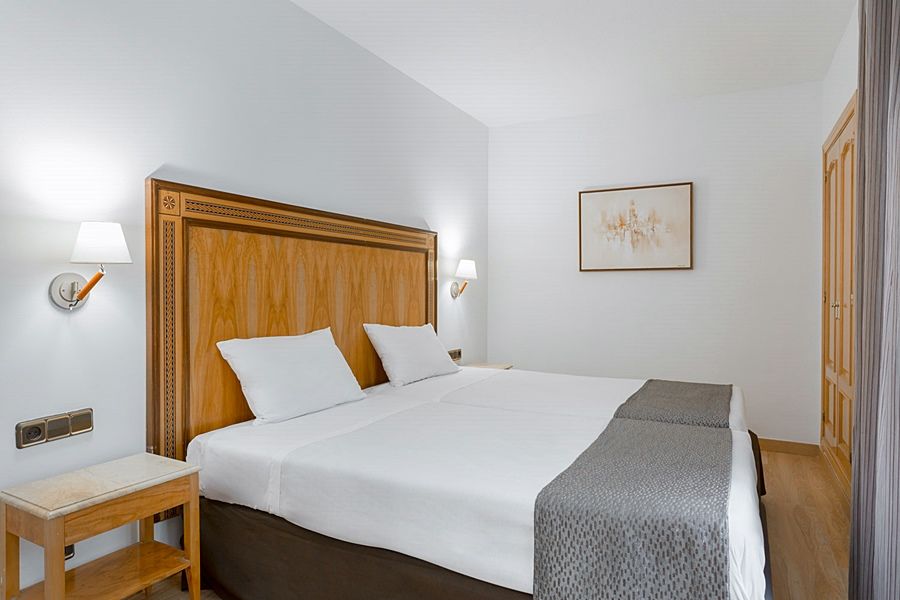 Apartamentos Leganitos Мадрид Екстериор снимка