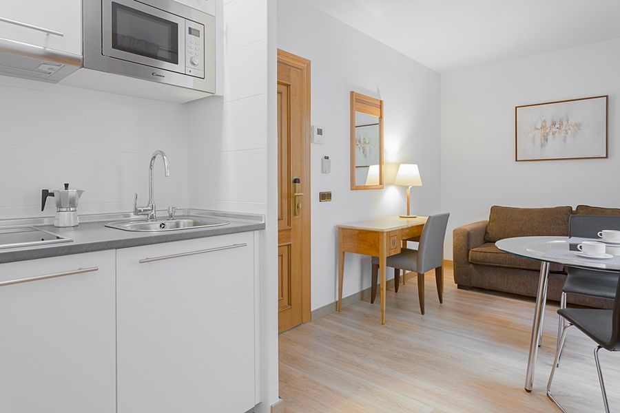 Apartamentos Leganitos Мадрид Екстериор снимка