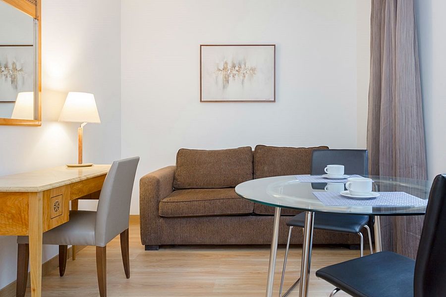 Apartamentos Leganitos Мадрид Екстериор снимка